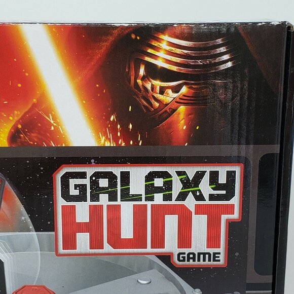 Star Wars Galaxy Hunt Board Game The Force Awakens NEW 2015 Disney - Picture 3 of 11